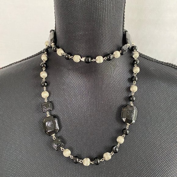 🌻 🌸 Black & Silver Chunky Long Necklace - Picture 3 of 8